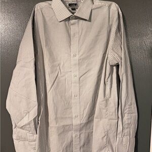 J.Crew Ludlow dress shirt in a Classic Fit.